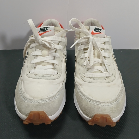 Nike Waffle Debut DZ5201-100 White Casual Shoes Sneakers Womens Size 8 - Picture 6 of 9